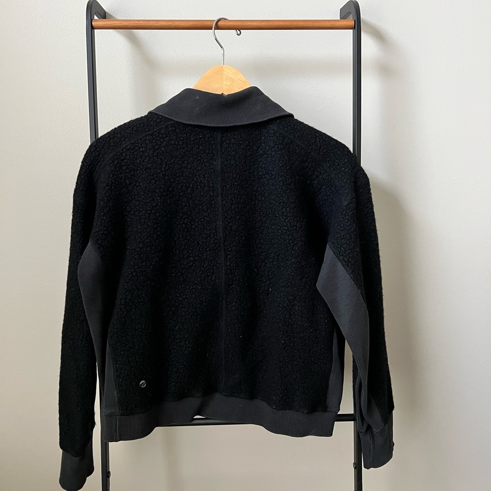 Lululemon Fleece Half Zip - Picture 3 of 3